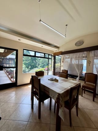 casa en Venta Bellas Luces, acceso privado por La Brecha, final 20 calle zona 10 — Casa en Venta en Bellas Luces, Santa Catarina Pinula, Guatemala, Ciudad — miniatura 8 de 11