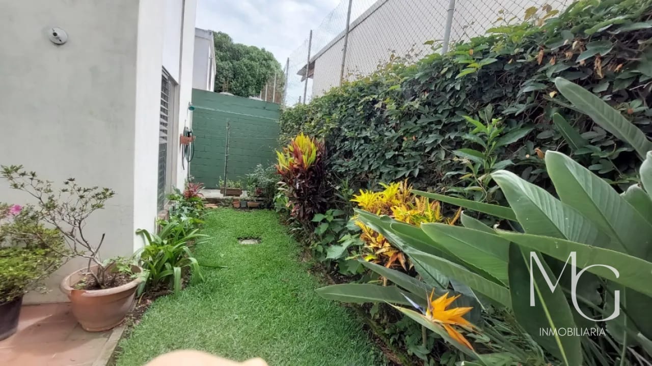 Casa en Venta – Condominio 20 Calle, Zona 10 — Casa en Venta en Zona 10, Guatemala, Ciudad — foto 3 de 7
