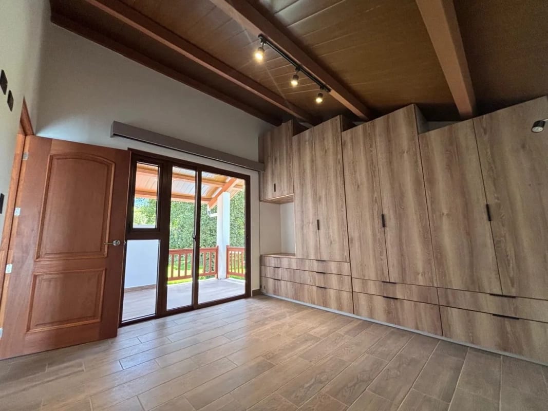 Casas en Renta en Villas de Duero - Antigua — Casa en Alquiler en Antigua, Sacatepéquez — foto 8 de 16