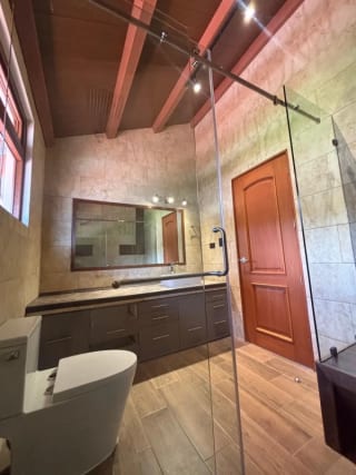 Casas en Renta en Villas de Duero - Antigua — Casa en Alquiler en Antigua, Sacatepéquez — miniatura 3 de 16