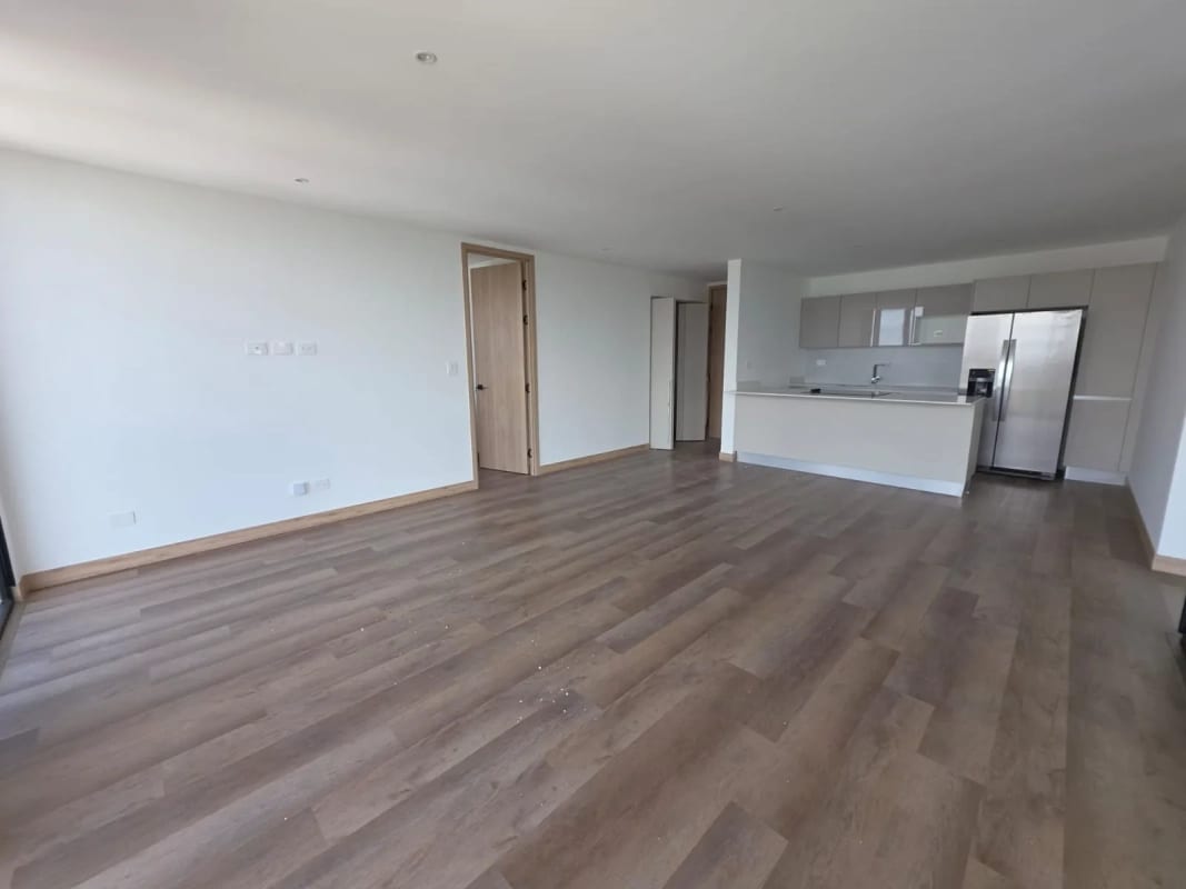 APARTAMENTO EN RENTA ZONA 15 TOMUS — Apartamento en Alquiler en Tomus, Zona 15, Guatemala, Ciudad — foto 4 de 8
