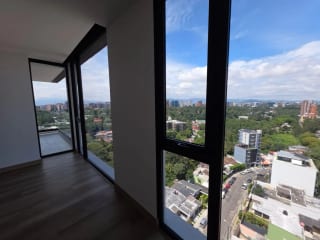 APARTAMENTO EN RENTA ZONA 15 TOMUS — Apartamento en Alquiler en Tomus, Zona 15, Guatemala, Ciudad — miniatura 3 de 8