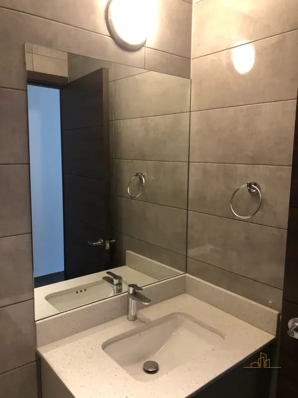 Apartamento en Renta zona 15- PARQUE 15 - Tiene vista hacia las piscinas-  — Apartamento en Alquiler en Zona 15, Guatemala, Ciudad — foto 3 de 8