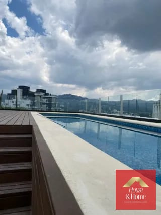 Apartamento amueblado en venta zona 10  (copia) — Apartamento en Venta en Casalini Diagonal 6, Zona 10, Guatemala, Ciudad — miniatura 2 de 17