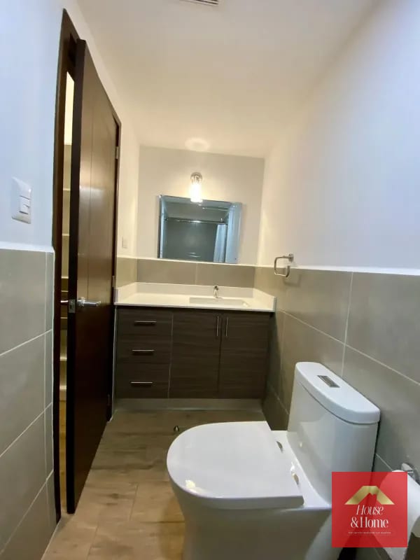 Apartamento amueblado en venta zona 10  (copia) — Apartamento en Venta en Casalini Diagonal 6, Zona 10, Guatemala, Ciudad — foto 11 de 17