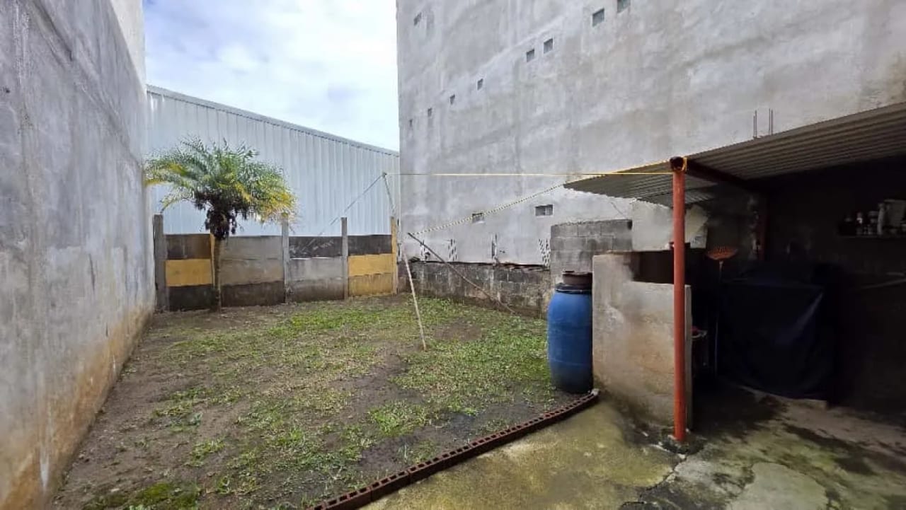 Casa en venta en zona 7 de Mixco colonia San Ignacio — Casa en Venta en Zona 7 Mixco, Guatemala, Ciudad — foto 6 de 16