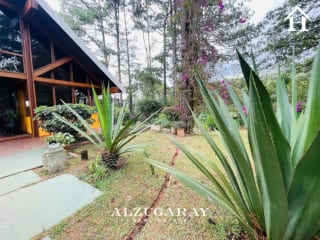Casa con Vista Espectacular - 6,237 VR2 / Area Bellas Luces — Casa en Venta en Santa Catarina Pinula, Guatemala, Ciudad — miniatura 2 de 16