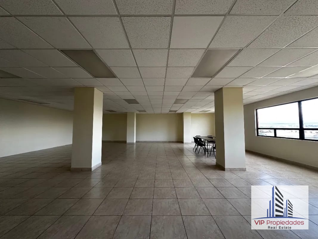Edificio Condesa II zona 13, alquilo oficinas — Oficina en Alquiler en Zona 13, Guatemala, Ciudad — foto 3 de 4