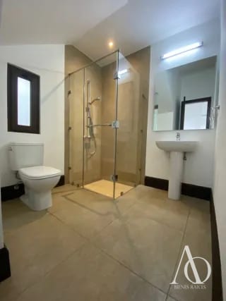 Casa en Alquiler en Ramblas de Cayalá, zona 16 / EN DIRECTO 11 — Casa en Alquiler en Ramblas de Cayalá, Zona 16, Guatemala, Ciudad — miniatura 15 de 17