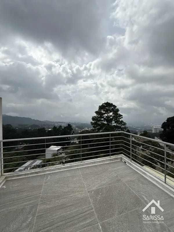 CASA EN RENTA/VENTA ¡VISTA ESPECTACULAR! — Casa en Alquiler en Alto Valle, Carretera a El Salvador, Guatemala, Ciudad — foto 9 de 17