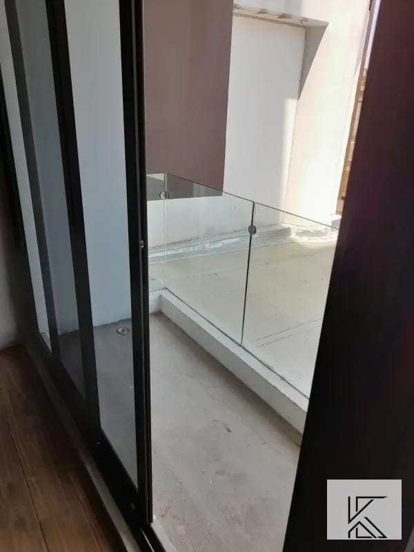 Oficina Moderna en Venta – Edificio Ascend, zona exclusiva en zona 9 — Oficina en Venta en Ascend, Zona 9, Guatemala, Ciudad — foto 6 de 8