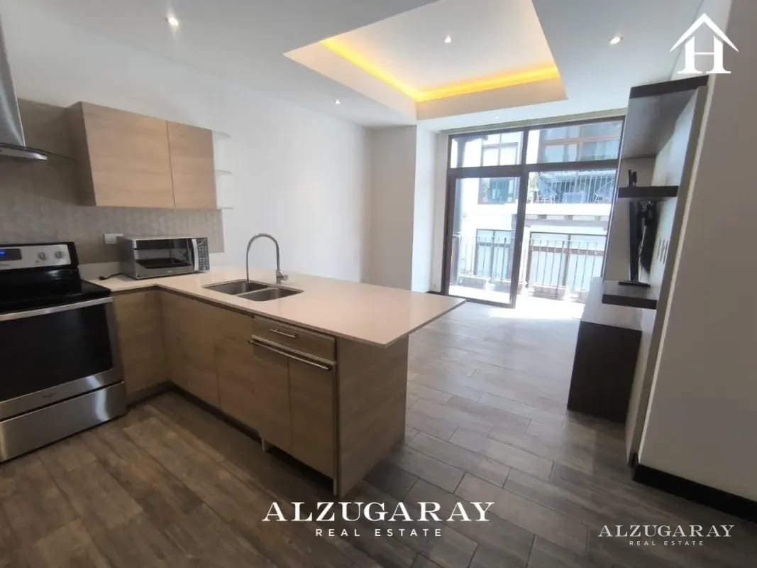 APTO. ELEGANTE CON BALCÓN -3 HAB/ LIRIOS DE CAYALÁ, Z. 16 — Apartamento en Alquiler en Lirios de Cayalá I, Zona 16, Guatemala, Ciudad — foto 1 de 11