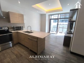 APTO. ELEGANTE CON BALCÓN -3 HAB/ LIRIOS DE CAYALÁ, Z. 16 — Apartamento en Alquiler en Lirios de Cayalá I, Zona 16, Guatemala, Ciudad — miniatura 1 de 11