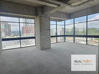 OFICINA EN VENTA EDIFICIO RENOVATI ZONA 10 — Oficina en Venta en Renovati, Zona 10, Guatemala, Ciudad — miniatura 9 de 10