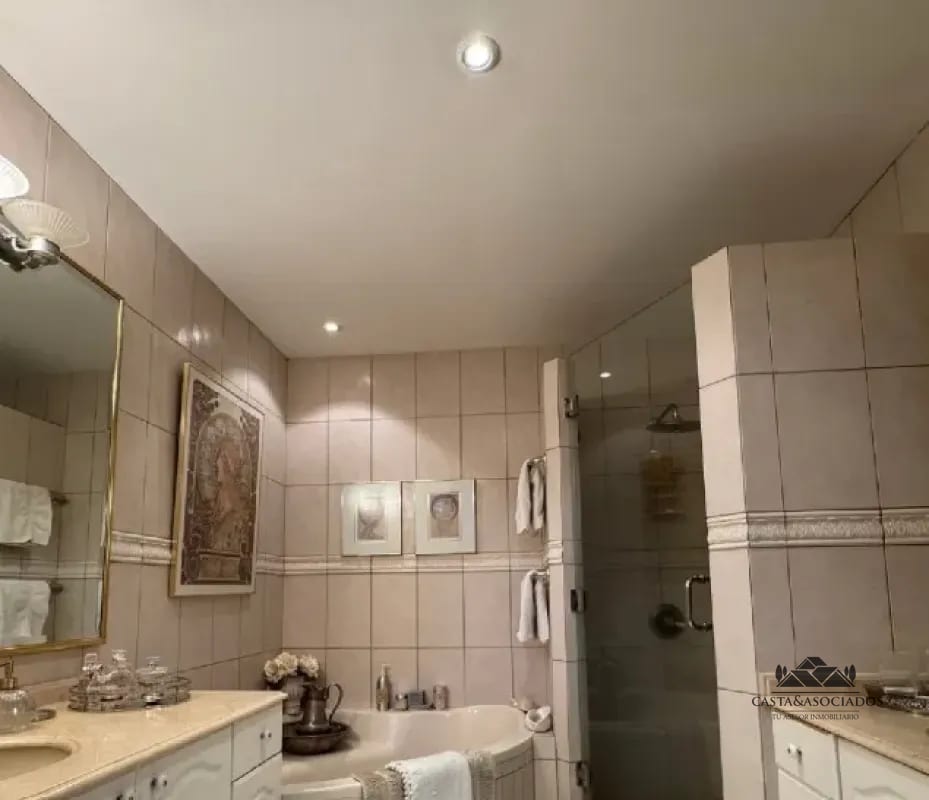 APARTAMENTO EN VENTA ZONA 10 — Apartamento en Venta en Zona 10, Guatemala, Ciudad — foto 5 de 9