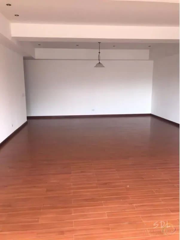 Zona 15, edificio Orleans — Apartamento en Venta en Zona 15, Guatemala, Ciudad — foto 3 de 5