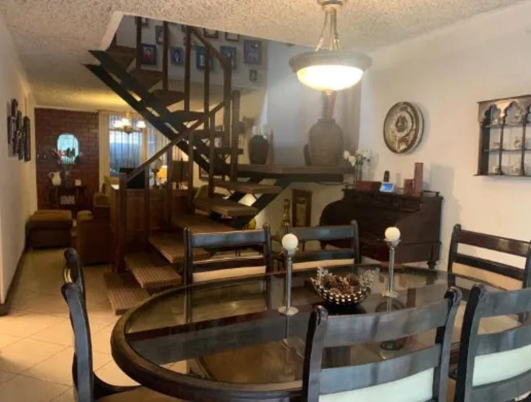 MUY BONITA CASA EN JARDINES DE LA ASNCION SUR — Casa en Venta en Jardines de La Asunción, Zona 5, Guatemala, Ciudad — foto 14 de 16
