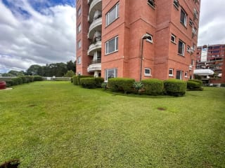 Apartamento en Alquiler Edificio Las Pilas Zona 15 — Apartamento en Alquiler en Las Pilas, Zona 15, Guatemala, Ciudad — miniatura 2 de 17