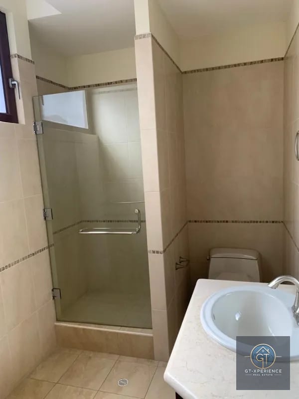 Lindo y amplio apartamento en venta en edificio zona 14 — Apartamento en Alquiler en Zona 14, Guatemala, Ciudad — foto 2 de 7