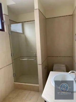 Lindo y amplio apartamento en venta en edificio zona 14 — Apartamento en Alquiler en Zona 14, Guatemala, Ciudad — miniatura 2 de 7