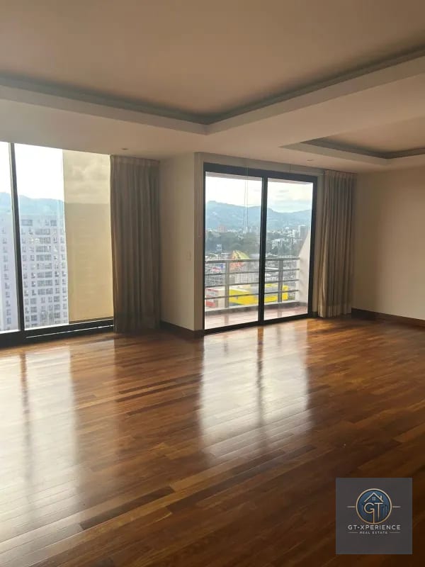 Lindo apartamento en venta en Mirafiori, Zona 10 — Apartamento en Venta en Mirafiori, Zona 10, Guatemala, Ciudad — foto 3 de 10