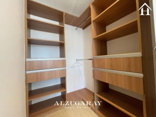 APTO MODERNO C/VISTA ESPECTACULAR  3 HAB. /2 BALCONES / EDIF QUO ZONA 4 — Apartamento en Alquiler en QUO, Zona 4, Guatemala, Ciudad — miniatura 6 de 15