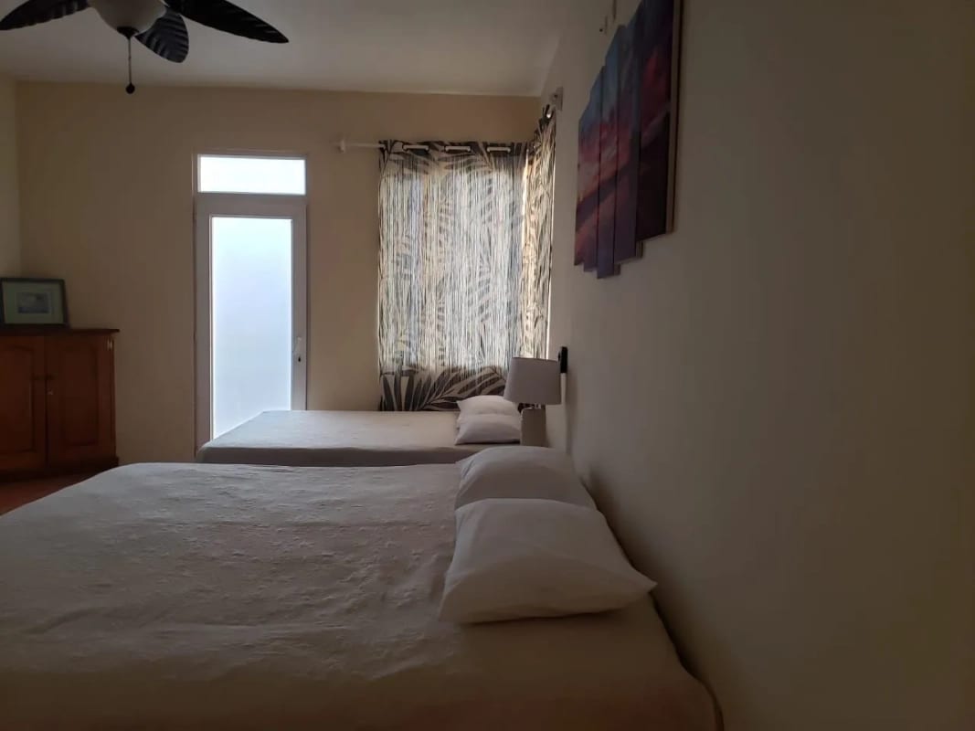 Venta Casa en la Playa -Chulamar- — Casa en Venta en Chulamar, Puerto San José, Escuintla — foto 9 de 13