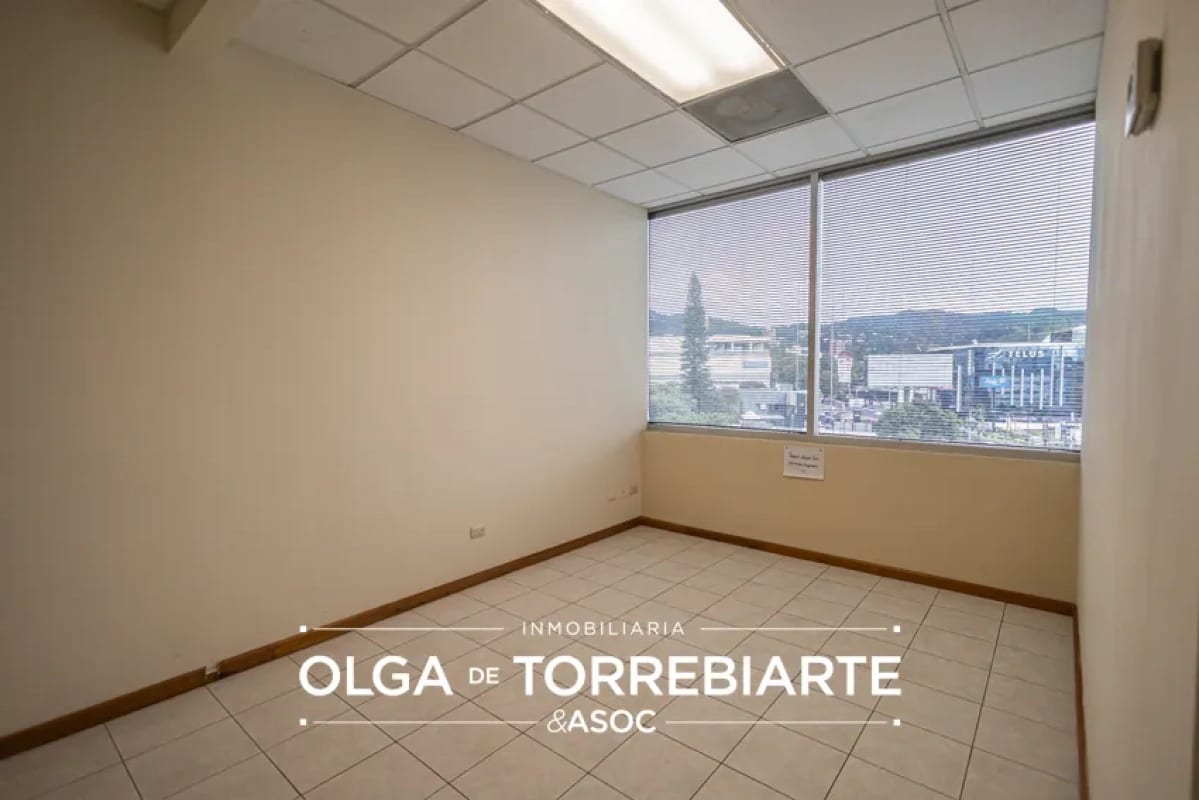 Oficina en Zona Pradera, Zona 10 — Oficina en Alquiler en Zona Pradera, Zona 10, Guatemala, Ciudad — foto 9 de 13