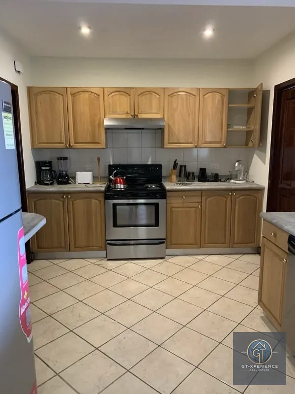 Lindo y amplio apartamento en Edificio Milenia zona 10 — Apartamento en Alquiler en Zona 10, Guatemala, Ciudad — foto 12 de 14