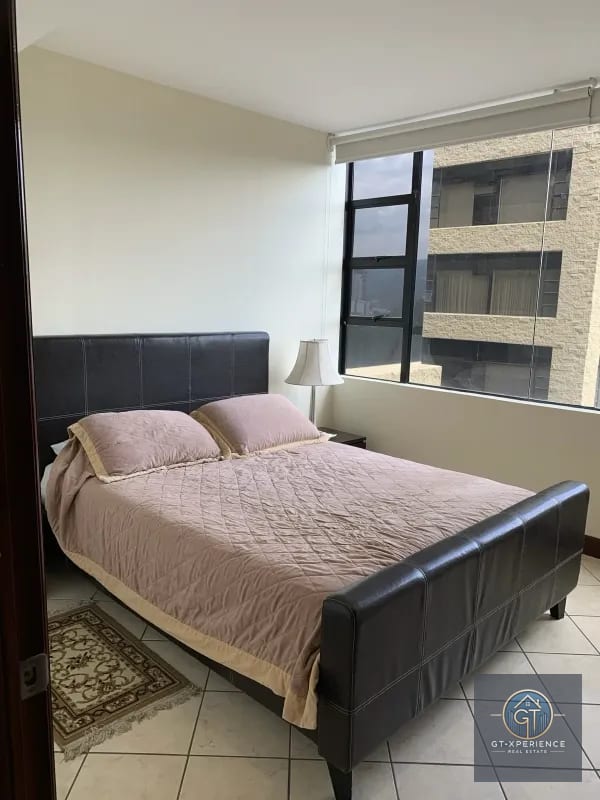 Lindo y amplio apartamento en Edificio Milenia zona 10 — Apartamento en Alquiler en Zona 10, Guatemala, Ciudad — foto 2 de 14