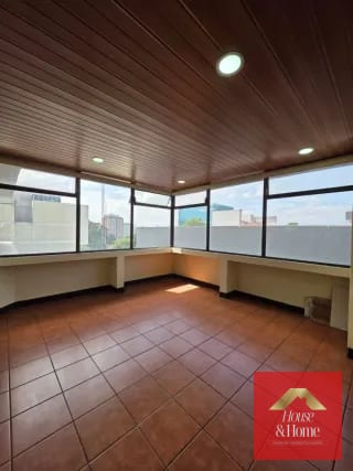 OFICINA EN VENTA ZONA 10 | 110m2 — Oficina en Venta en Reforma Montúfar, Zona 10, Guatemala, Ciudad — miniatura 3 de 8