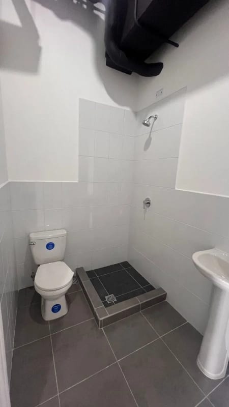 ALQUILER DE APARTAMENTO EN EDIFICIO KAMINAL7 — Apartamento en Alquiler en Zona 7, Guatemala, Ciudad — foto 5 de 9