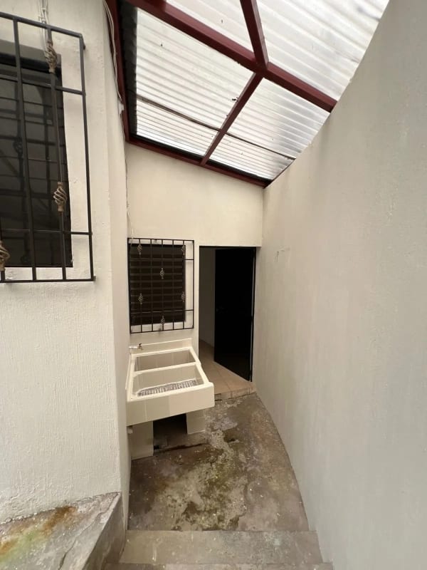 Casa en Venta Zona 16 Hacienda Real — Casa en Venta en Hacienda Real, Zona 16, Guatemala, Ciudad — foto 2 de 11