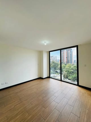 Venta Apartamento en Torre Praga, Zona 10 — Apartamento en Venta en Zona 15, Guatemala, Ciudad — miniatura 7 de 8