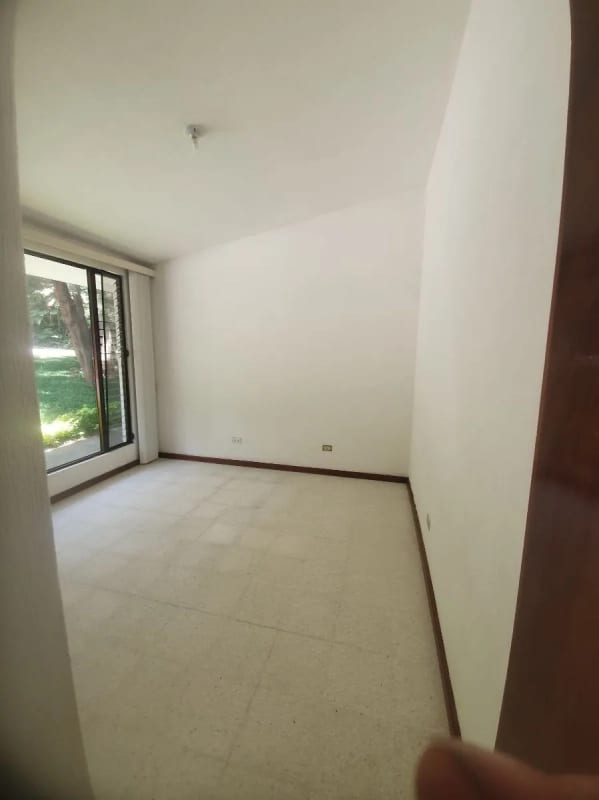 ALQUILER DE PRECIOSA CASA EN KM. 25 CARRETERA SALVADOR — Casa en Venta en Carretera a El Salvador, Guatemala, Ciudad — foto 7 de 17