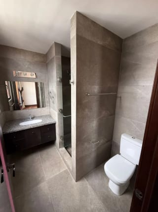 LA HERRADURA, ZONA 15 — Apartamento en Venta en Vista Hermosa II, Zona 15, Guatemala, Ciudad — miniatura 5 de 7