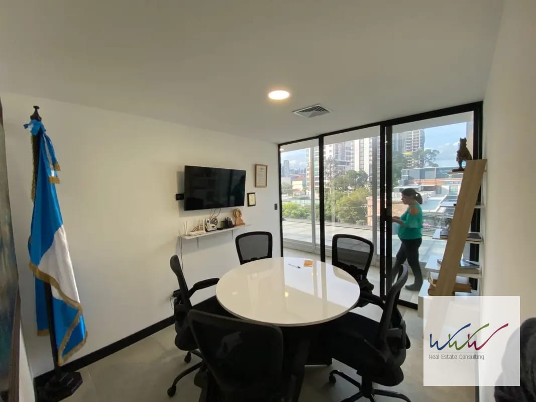 Oficina en Venta en Edificio Vasanta zona 10 — Oficina en Venta en Zona 10, Guatemala, Ciudad — foto 10 de 13