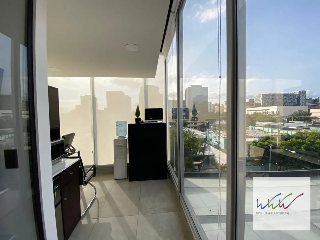 Oficina en Venta en Edificio Vasanta zona 10 — Oficina en Venta en Zona 10, Guatemala, Ciudad — foto 6 de 13