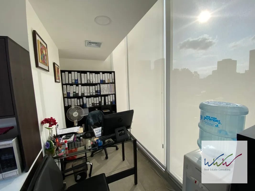 Oficina en Venta en Edificio Vasanta zona 10 — Oficina en Venta en Zona 10, Guatemala, Ciudad — foto 5 de 13