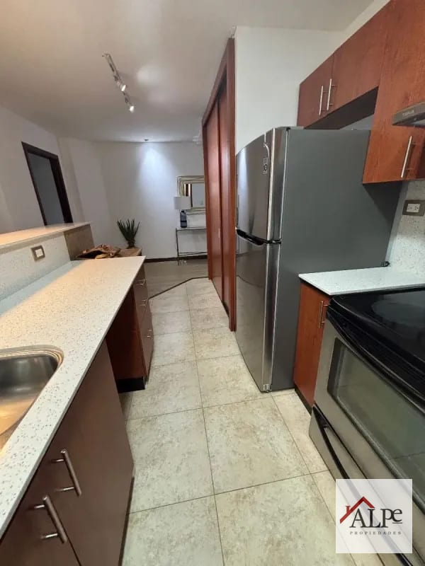 APARTAMENTO AMUEBLADO CON 1 DORMITORIO — Apartamento en Alquiler en Verdeterno, Zona 15, Guatemala, Ciudad — foto 7 de 10