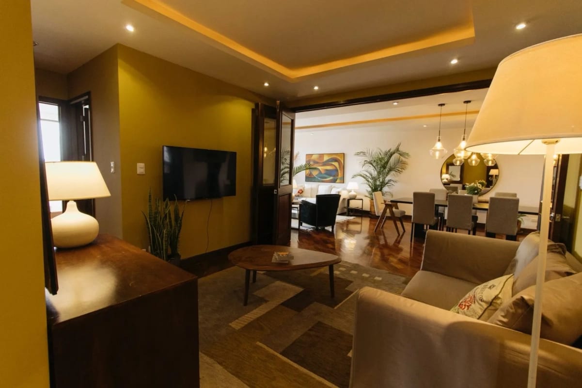 APARTAMENTO RENTA AMUEBLADO — Apartamento en Alquiler en Santa María, Zona 10, Guatemala, Ciudad — foto 1 de 9