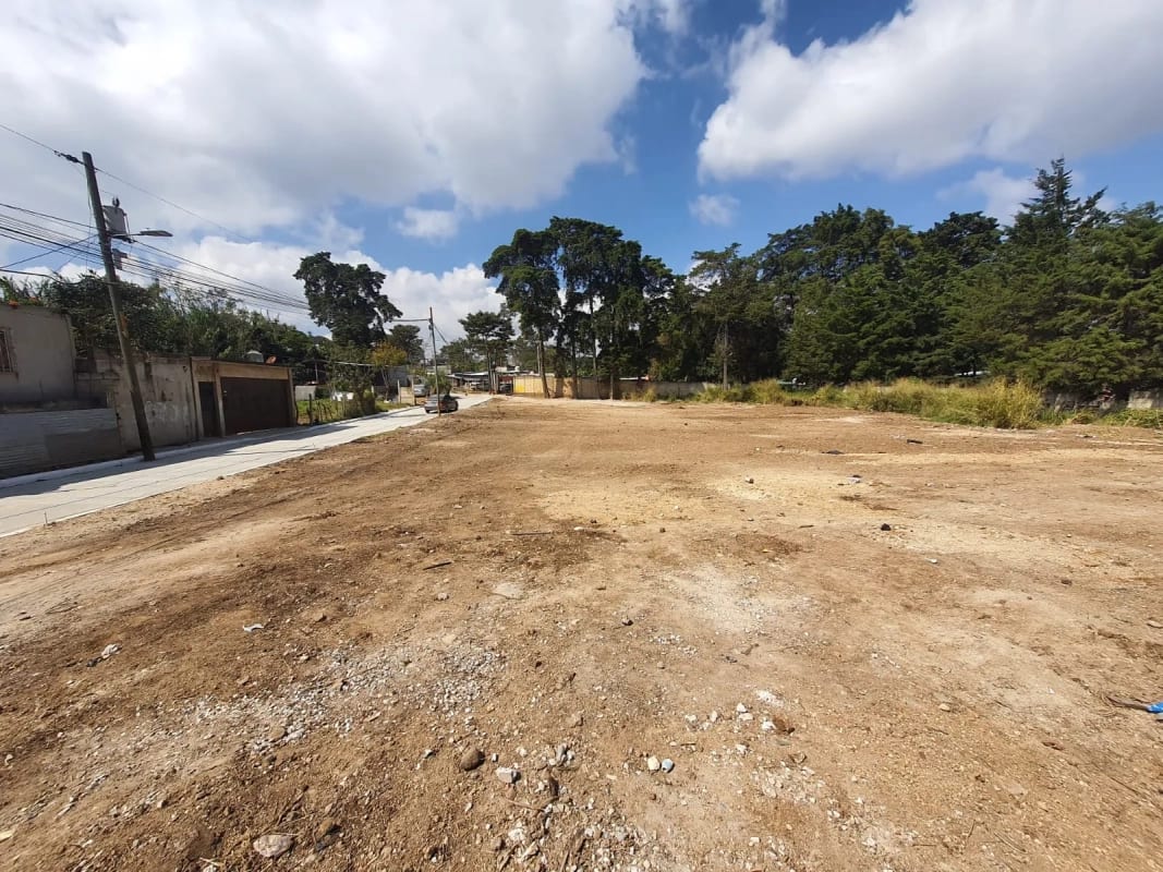 Terreno en alquiler para predio de camiones (NO ENTRA FURGON) — Terreno en Alquiler en Santa Catarina Pinula, Guatemala, Ciudad — foto 3 de 4