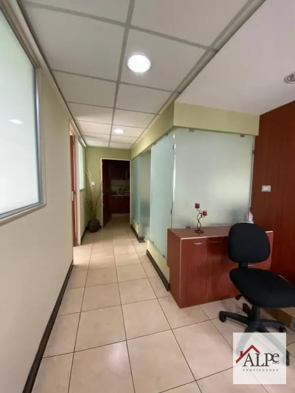 OFICINA EN VENTA ZONA 10 TORINO — Oficina en Venta en Torino, Zona 10, Guatemala, Ciudad — foto 7 de 8