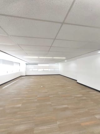 Oficina en Renta zona 10 (Con opción a Venta) — Oficina en Alquiler en Zona 10, Guatemala, Ciudad — miniatura 12 de 13