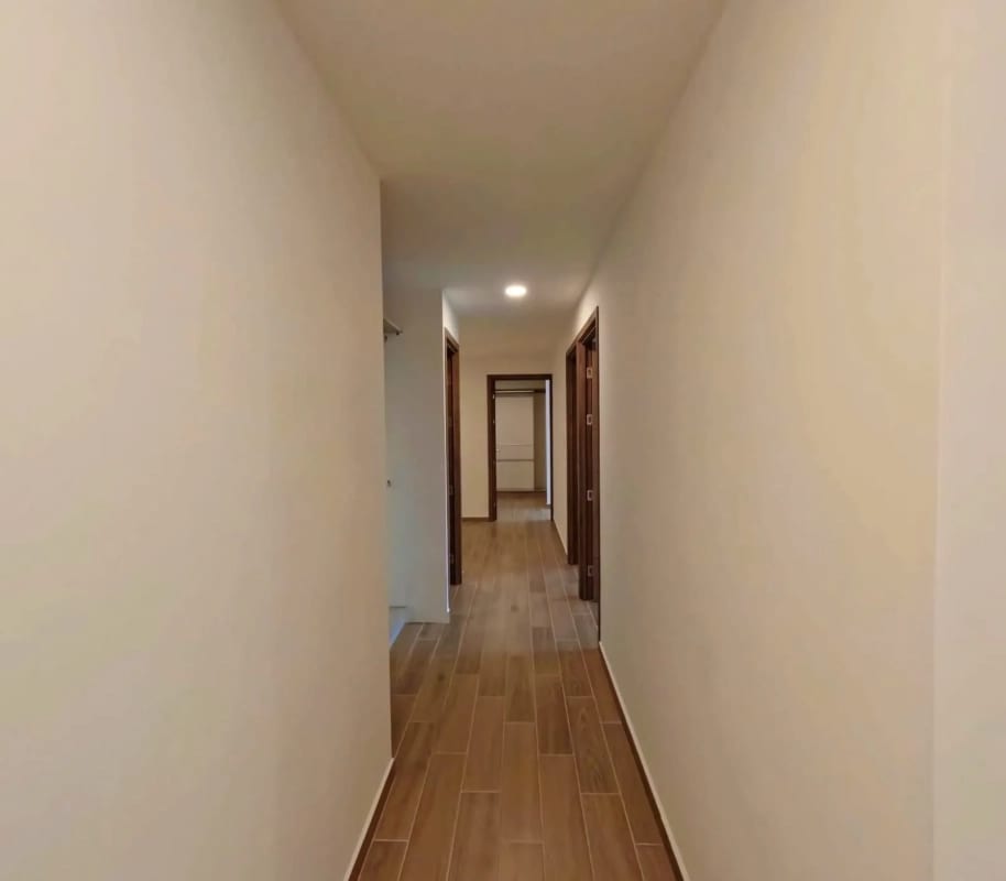 APARTAMENTO en VENTA EDIFICIO PARQUE 14 Zona 14 — Apartamento en Venta en Parque 14, Zona 14, Guatemala, Ciudad — foto 5 de 10