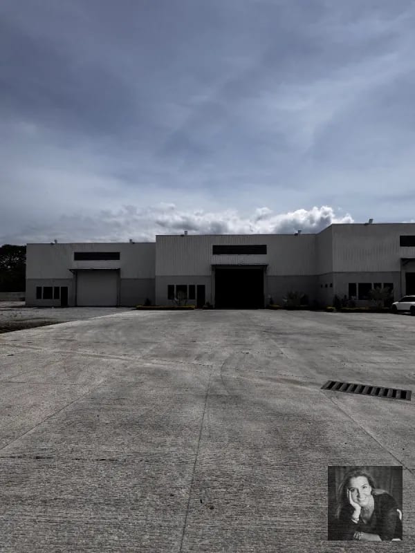 Bodega  en Renta/ Rio Hondo Zacapa — Bodega / Ofibodega en Alquiler en Teculután, Zacapa — foto 9 de 9