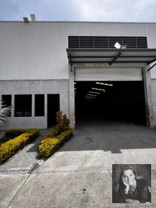 Bodega  en Renta/ Rio Hondo Zacapa — Bodega / Ofibodega en Alquiler en Teculután, Zacapa — miniatura 4 de 9
