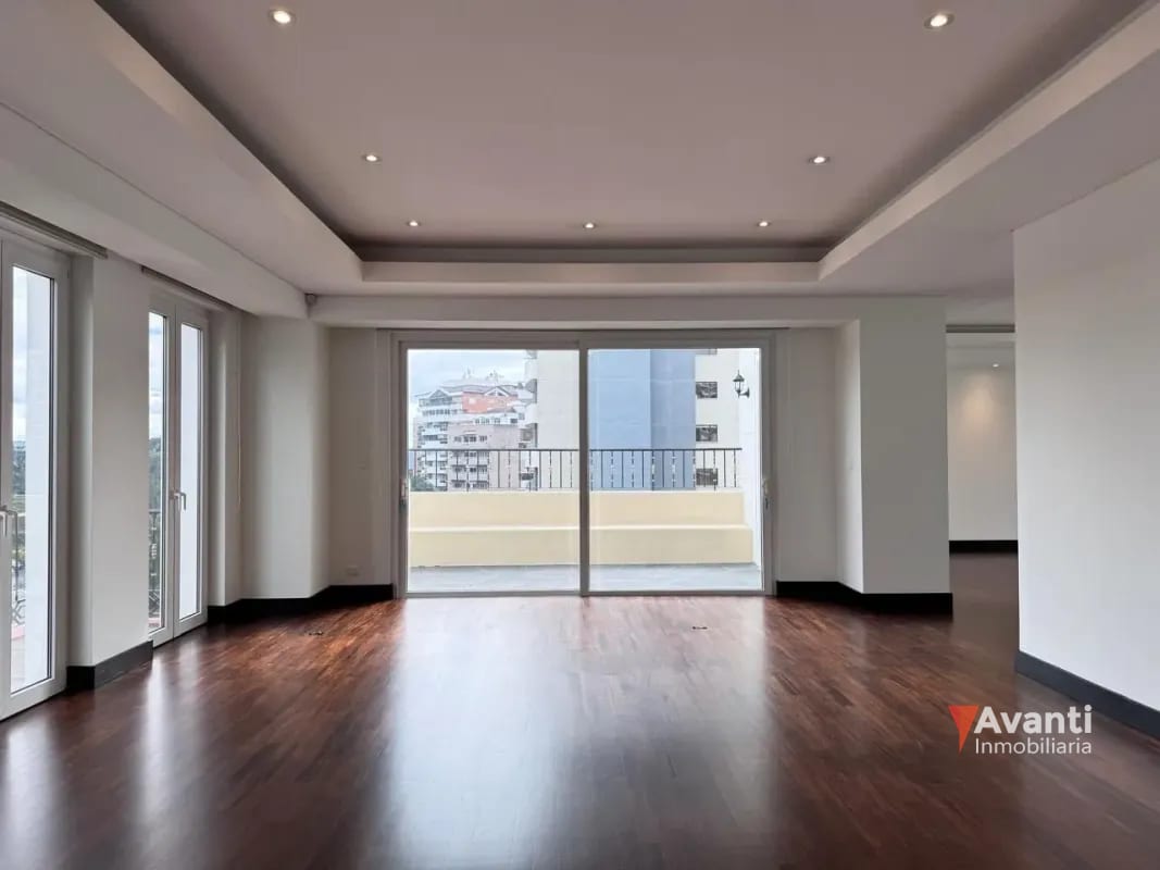 ALQUILER APARTAMENTO ZONA 14, DOS NIVELES — Apartamento en Alquiler en Zona 14, Guatemala, Ciudad — foto 13 de 17