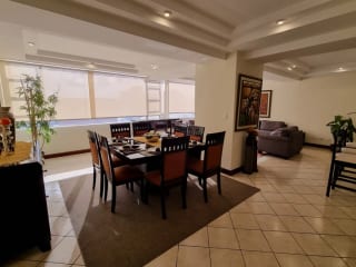 Apartamento Amueblado en Renta o Venta Zona 10 — Apartamento en Alquiler en Zona 10, Guatemala, Ciudad — miniatura 1 de 17