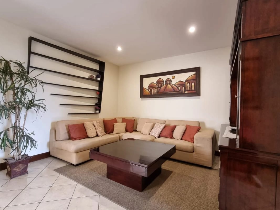 Apartamento Amueblado en Renta o Venta Zona 10 — Apartamento en Alquiler en Zona 10, Guatemala, Ciudad — foto 16 de 17